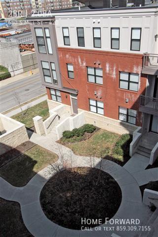 Foto del edificio - 650 S Mill St