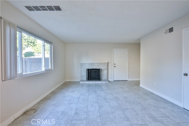 Building Photo - 2963 Elgin Dr