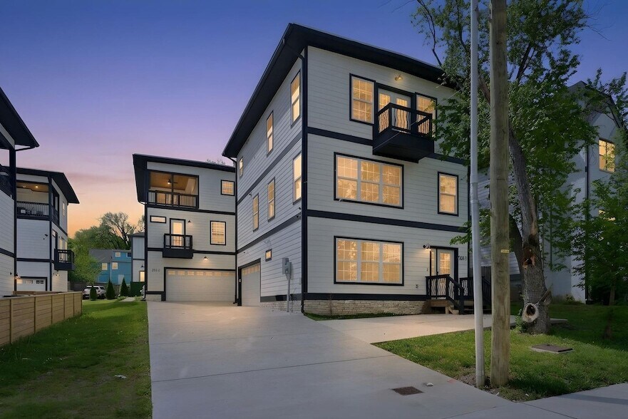 Photo - 203 Oceola Avenue Unit 2