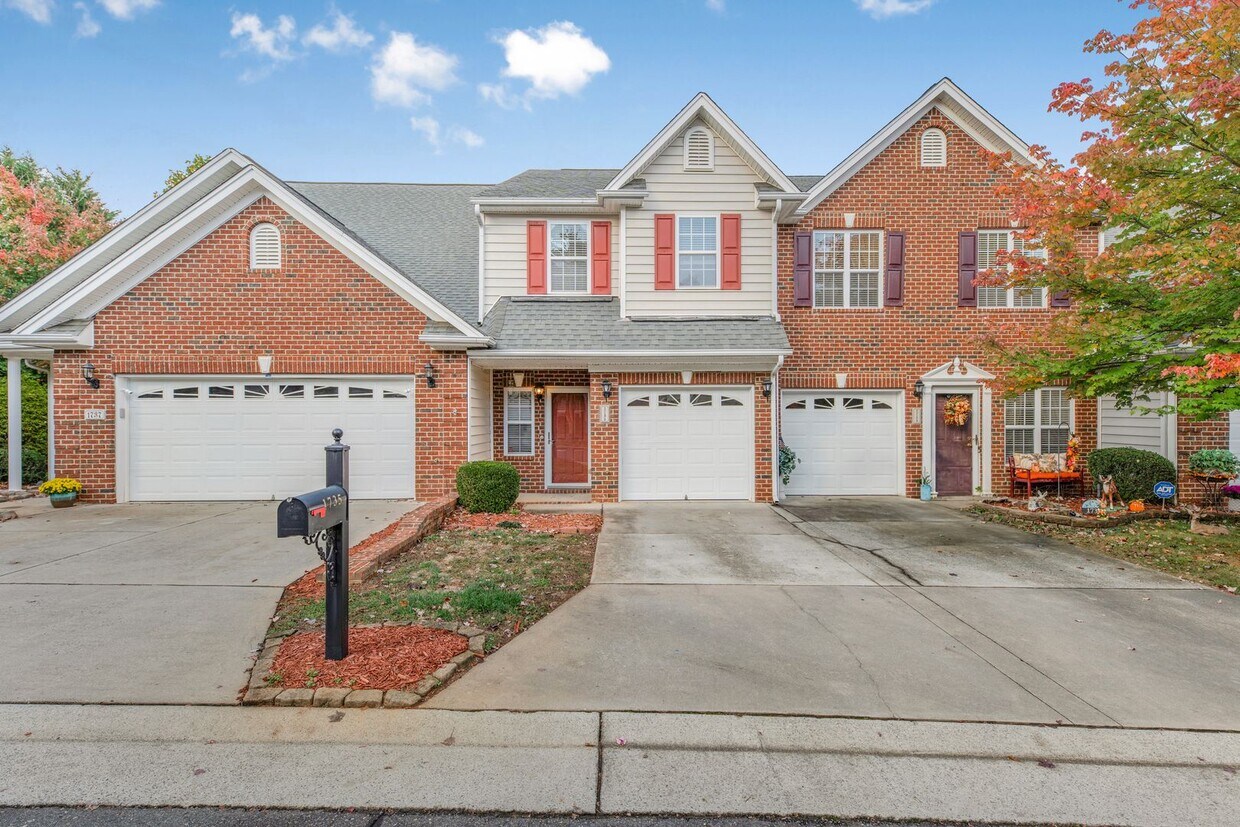1735 Silver Run Ct, WinstonSalem, NC 27127 Townhome Rentals in