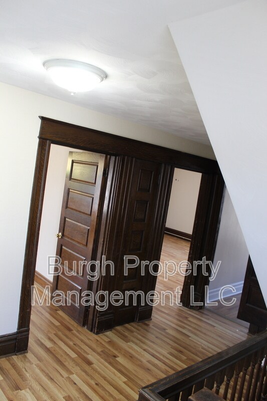 Foto del edificio - 213 6th Ave