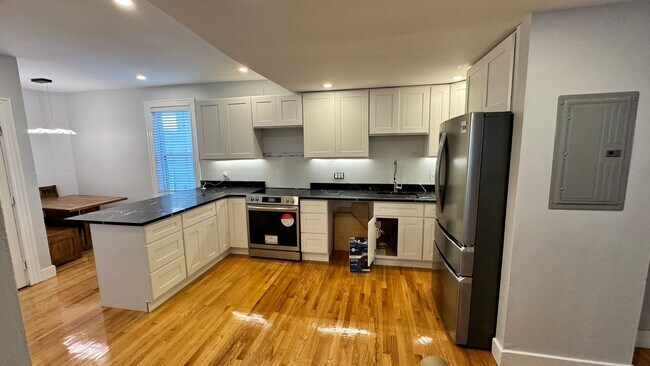 Foto del edificio - 5-Bed BU Duplex