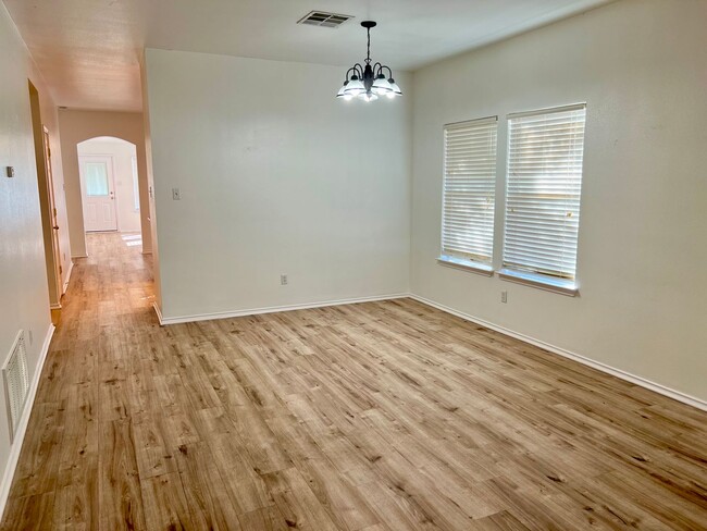 Building Photo - This is the one you want!