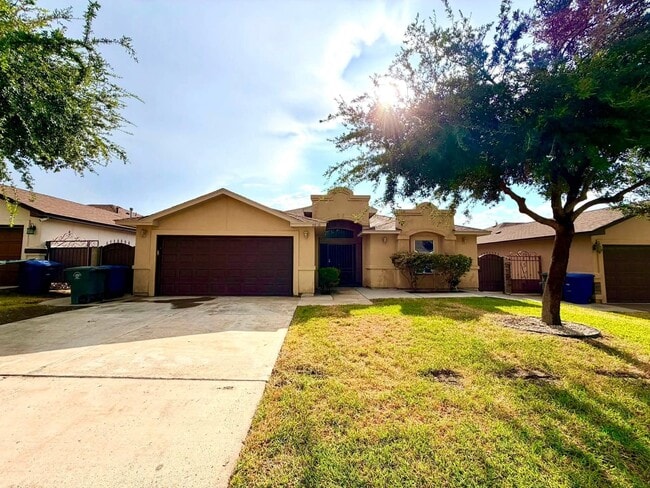 Building Photo - 9910 Natalia Dr