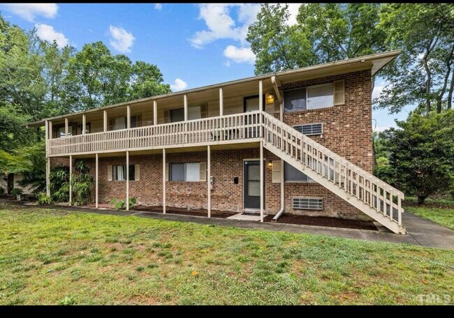 Front of building - 130 S Estes Dr