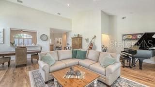Building Photo - 4060 Penshurst Park
