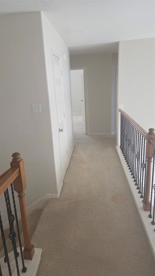 Building Photo - 2103 Trinity Manor Ln