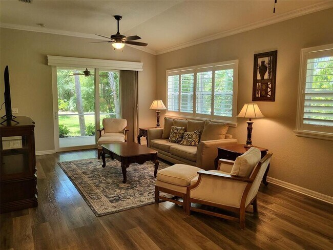 Building Photo - 201 Auburn Woods Cir
