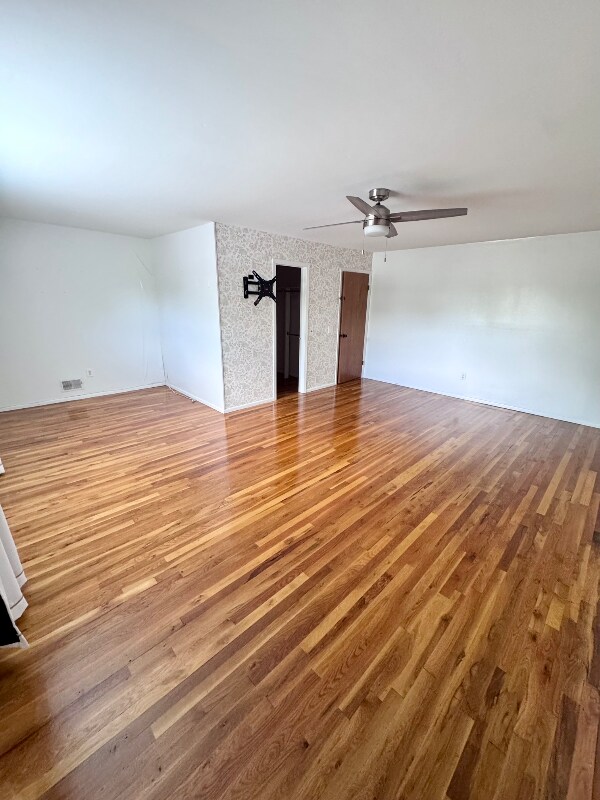 Foto del edificio - 285 Albourne Ave