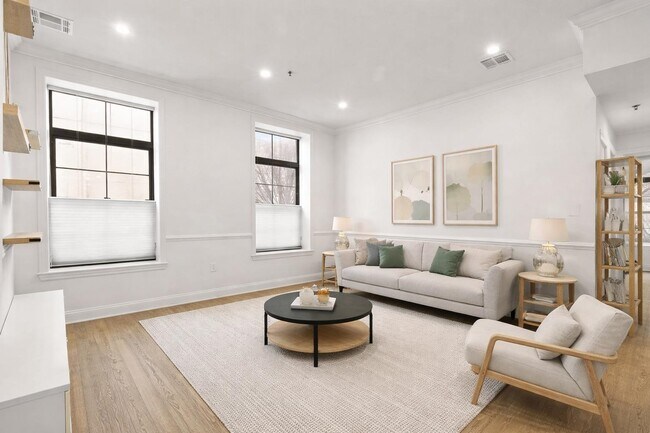 Foto del edificio - 729 Madison St