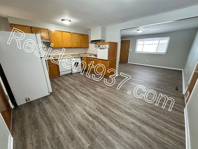 Foto del edificio - 3 Bed 1 Bath Home