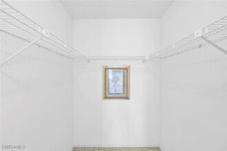 Building Photo - 4287 27th Ct SW