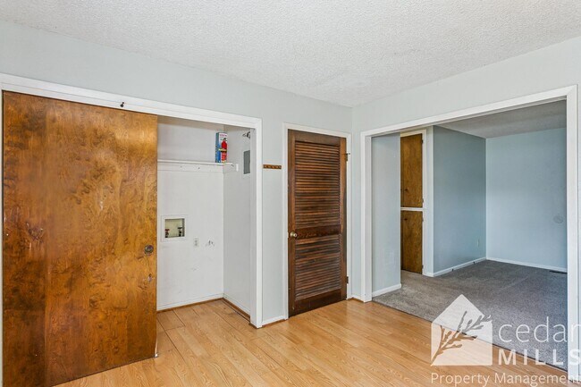 Foto del edificio - Southside 2 Bedroom Duplex