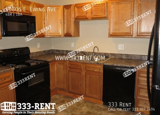 Foto del edificio - 10806 Ewing Ave