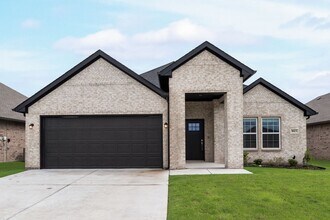 Building Photo - 803 Moseley Ln