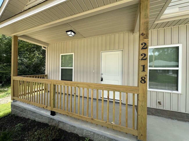 Building Photo - 2218 Nichols Rd