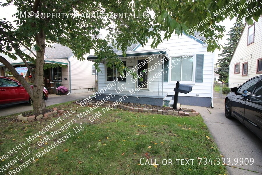 Primary Photo - 2274 Detroit Ave