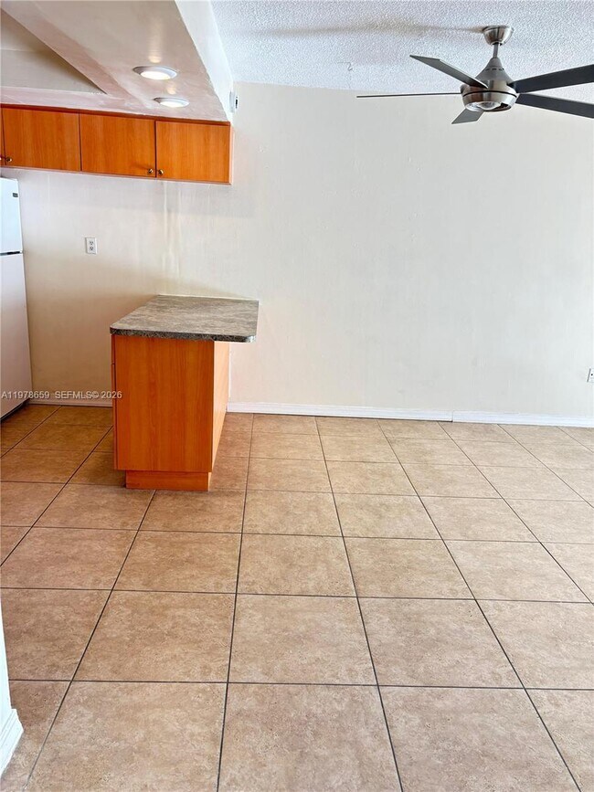 Building Photo - 7310 SW 82nd St