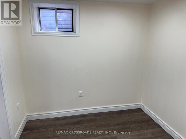 Photo du bâtiment - 3 Honey Dr