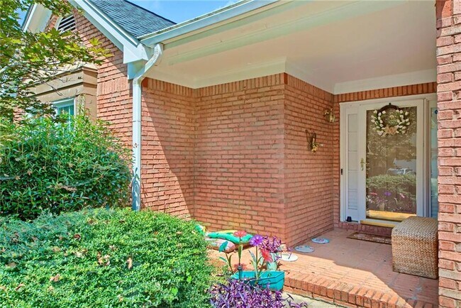 Foto del edificio - 3492 Heatherwood Ct