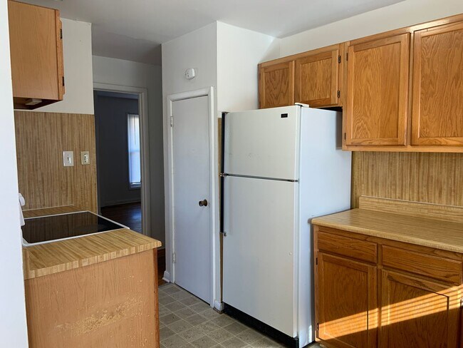 Foto del edificio - 3 BR House w/ Fenced-in Yard Convenient to...
