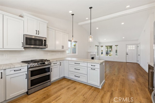 Building Photo - 25521 Oak Leaf Rd