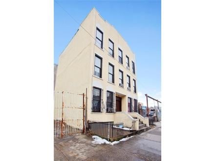 Building Photo - 444 Park Ave