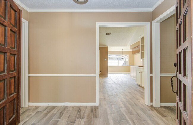 Foto del edificio - 4903 Charade Dr