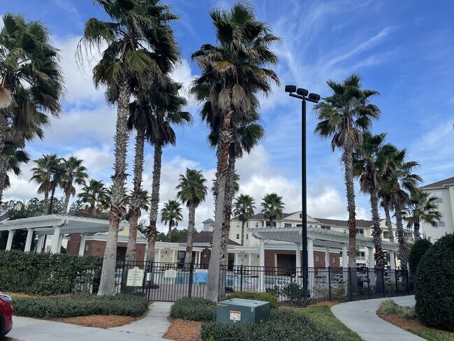 Foto del edificio - 575 Oakleaf Plantation Pkwy #615