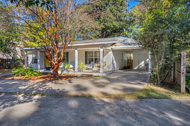 Building Photo - 252 Plantation Way