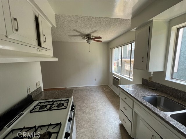 Building Photo - 387 N Mentor Ave