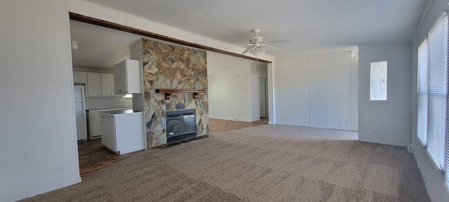 Foto del edificio - Ready to move in!