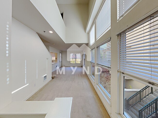 Foto del edificio - 108 Bryant St Apt 34