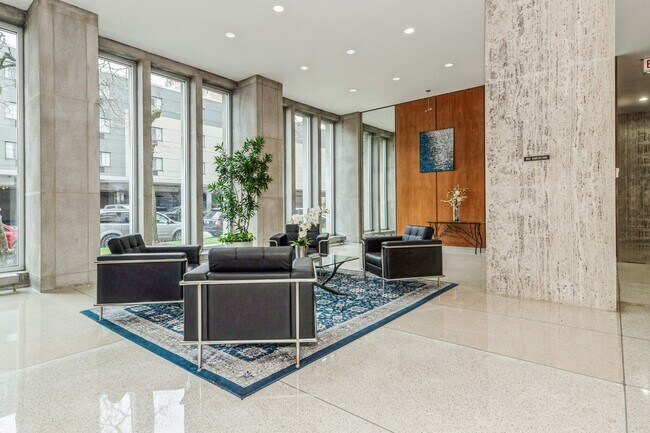Foto del edificio - 4800 S Chicago Beach Dr