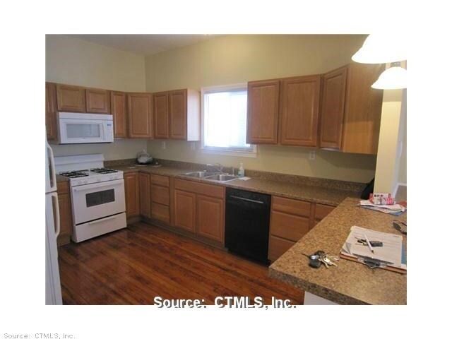 Building Photo - 207 Saltonstall Ave
