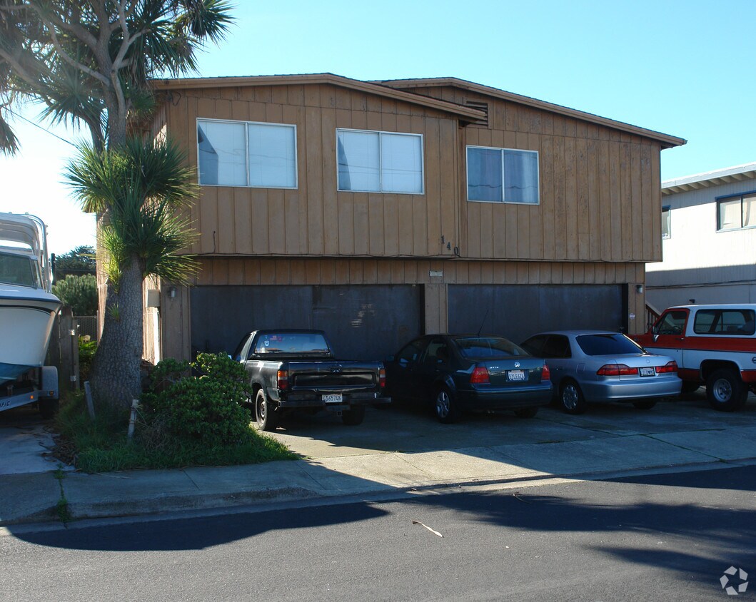 Primary Photo - 140 Salada Ave
