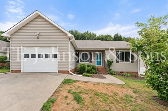 Building Photo - 1830 Camden Forest Dr