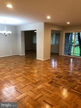 Building Photo - 14 Stonehenge Cir