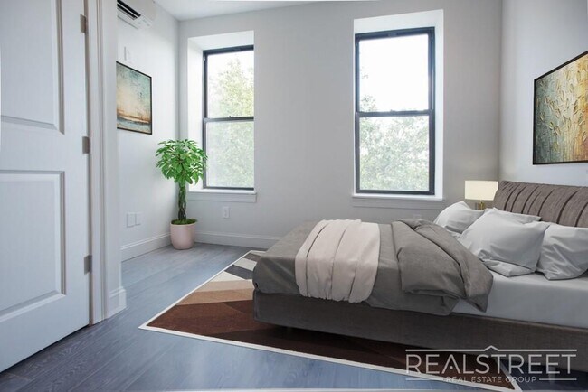 Foto del edificio - Super Bright 2 BED w LAUNDRY IN-Unit!