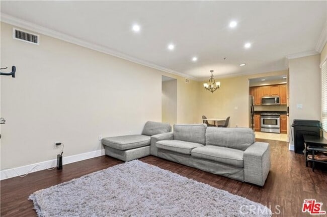 Foto del edificio - 1401 S St Andrews Pl