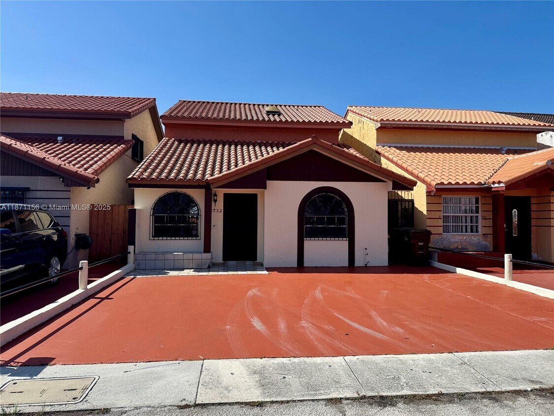 Foto principal - 2732 W 54th St