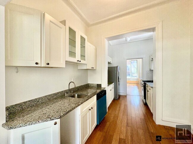 Building Photo - East 64th street/ NO PETS