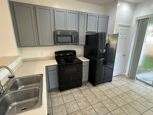 Foto del edificio - 2674 Mayaguana St