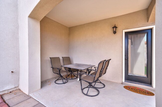 Foto del edificio - COZY EASTSIDE HOME