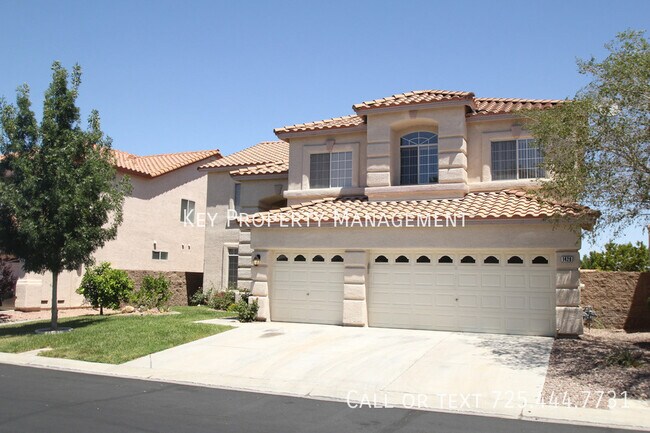 Building Photo - 6 BEDROOM HENDERSON HOME