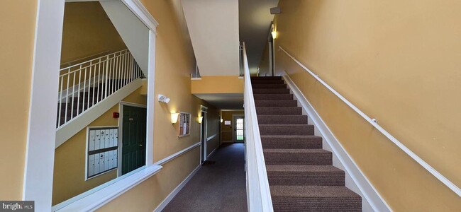 Building Photo - 9060 Gracious End Ct