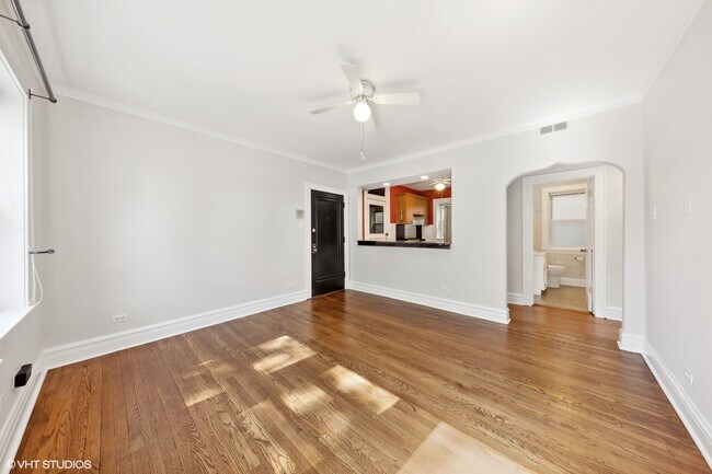 Foto del edificio - 6204 W Norwood St