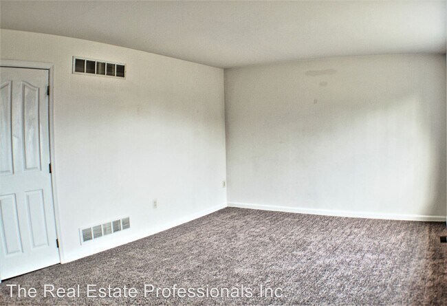 Building Photo - 3 br, 2.5 bath House - 109 Dorchester Ln.