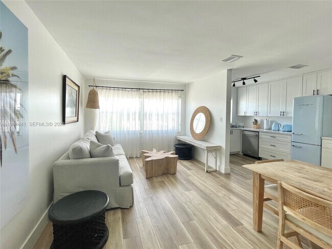 Foto del edificio - 221 Meridian Ave