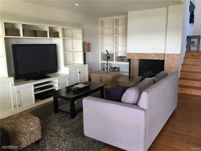 Foto del edificio - 3 br, 2 bath House - 2421 Vista Nobleza